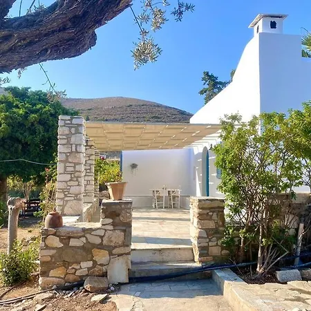 Elitas Lodge: Cosy Cycladic Outside Paroikia * Paro
